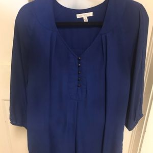 Blue 3/4 length sleeve shirt